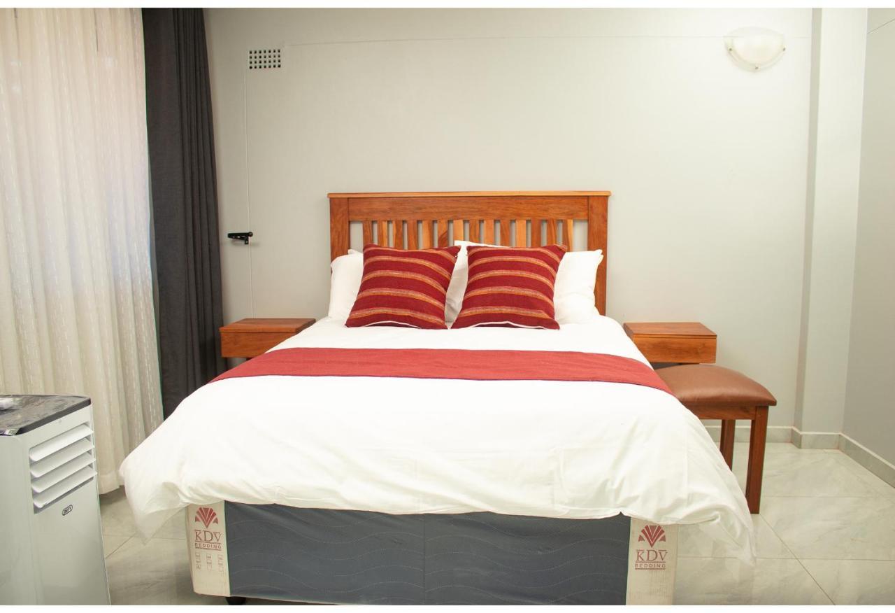 R Executive Apartments Harare Zewnętrze zdjęcie